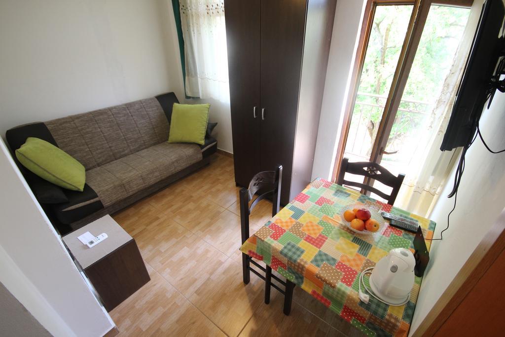 Apartments Olga Virpazar Esterno foto