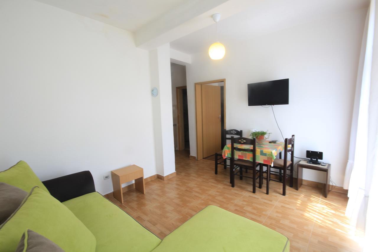 Apartments Olga Virpazar Esterno foto